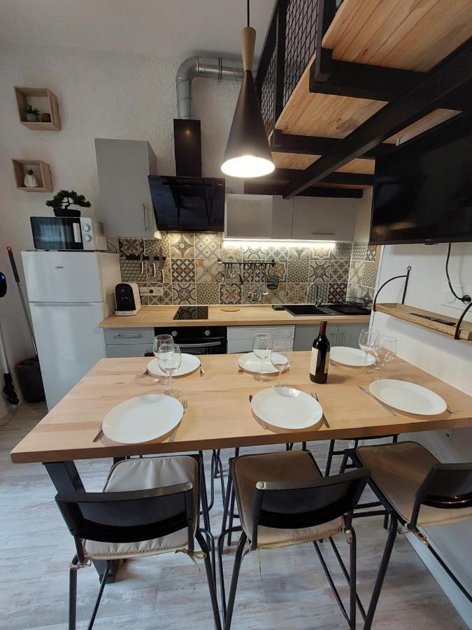 Appartement Mezzanine 6 Personnes Avec Balcon Vue Sur La Montagne Cauterets Exterior photo